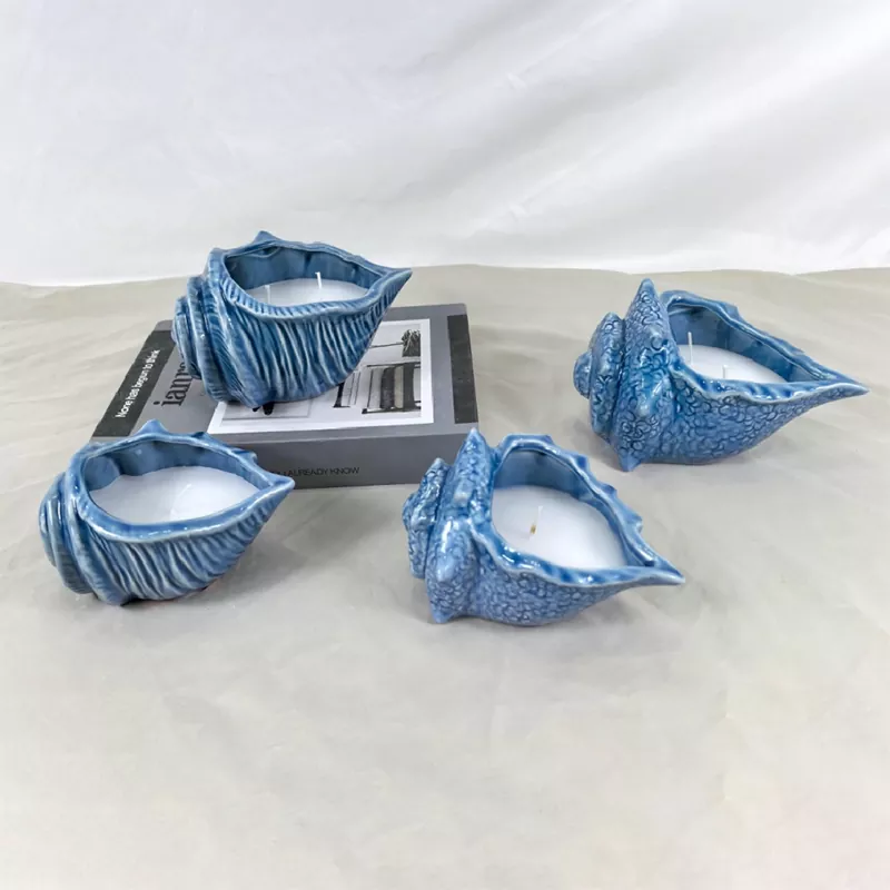 Keramikos jūros kriauklių žvakidė