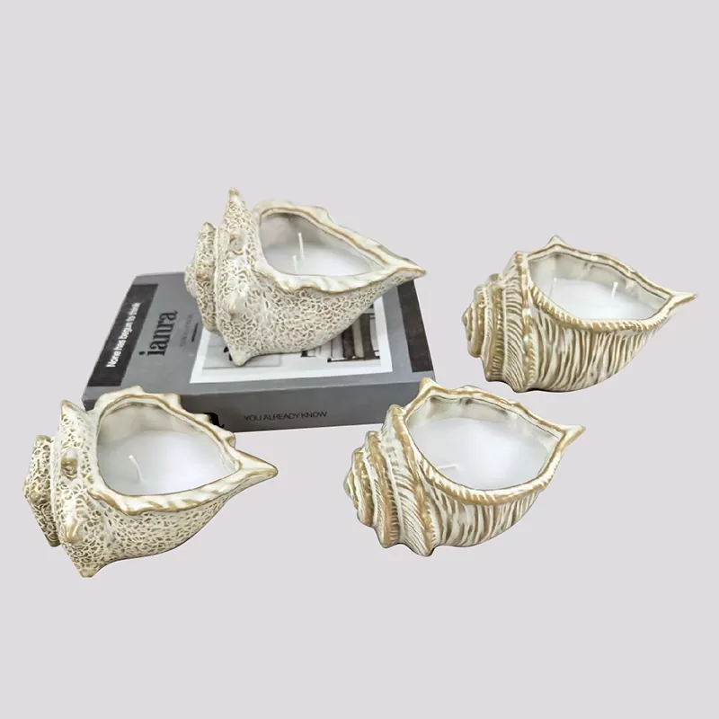 Keramikos jūros kriauklių žvakidė