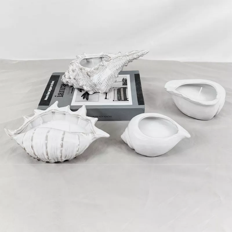 Keramikos jūros kriauklių žvakidė