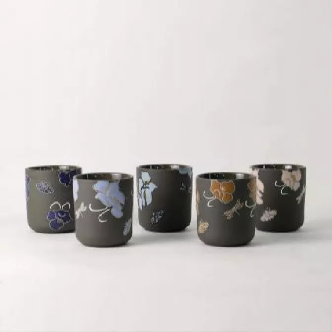 Gėlių šnabždesys rankomis dažytas meno žvakių laikiklis