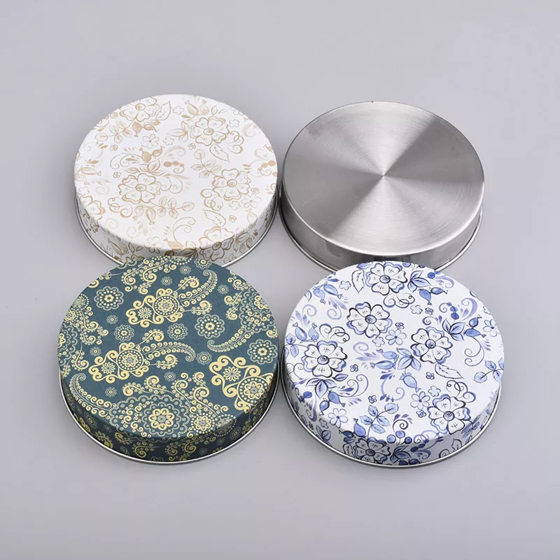 Suasmenintas spausdintas skardos žvakidės dangtis